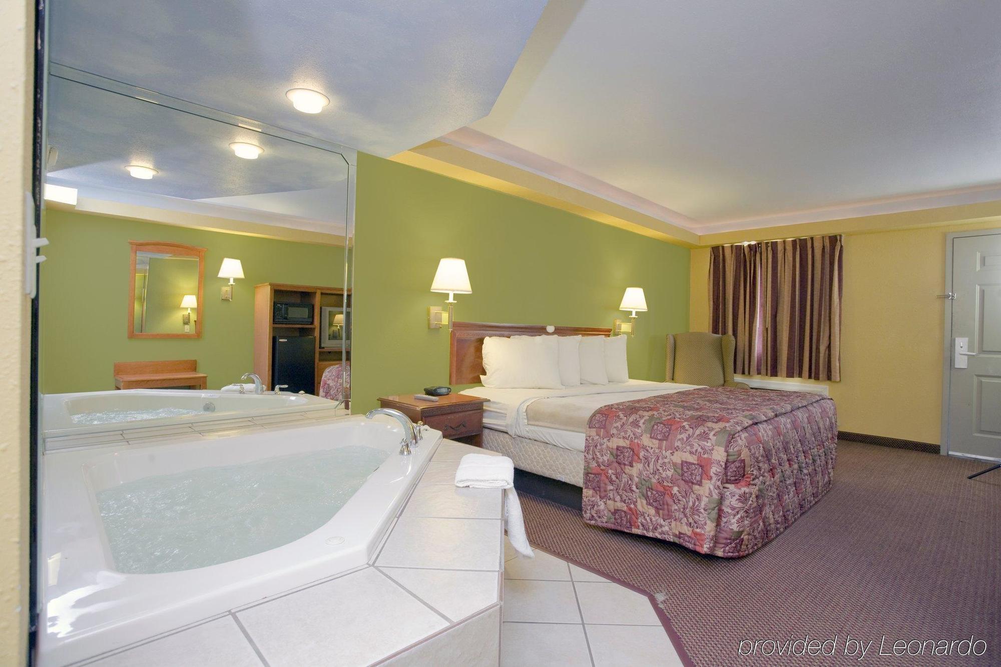 Americas Best Value Inn And Suites Little Rock Værelse billede